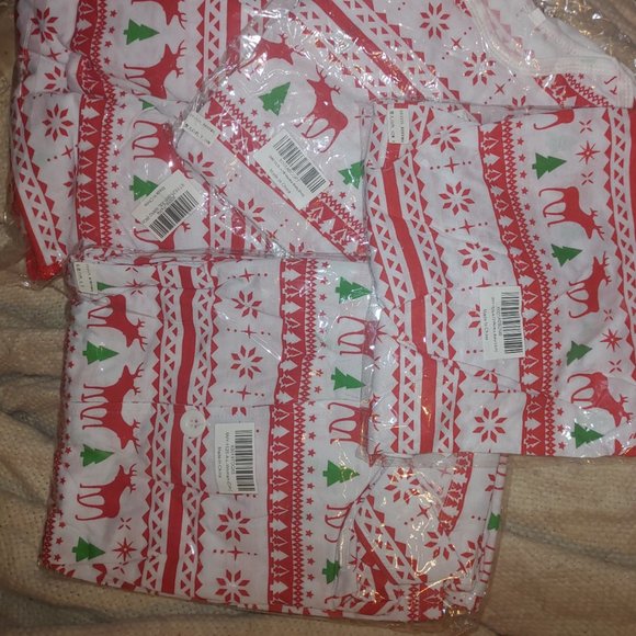 Matching Button-down Winter Christmas Family Pajamas PJs Reindeer Mix & Match - Picture 3 of 16